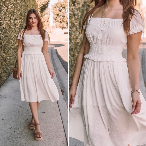 NEW ARRIVAL🕊 The Clara Off Shoulder Midi Dress - Picture 4 of 4